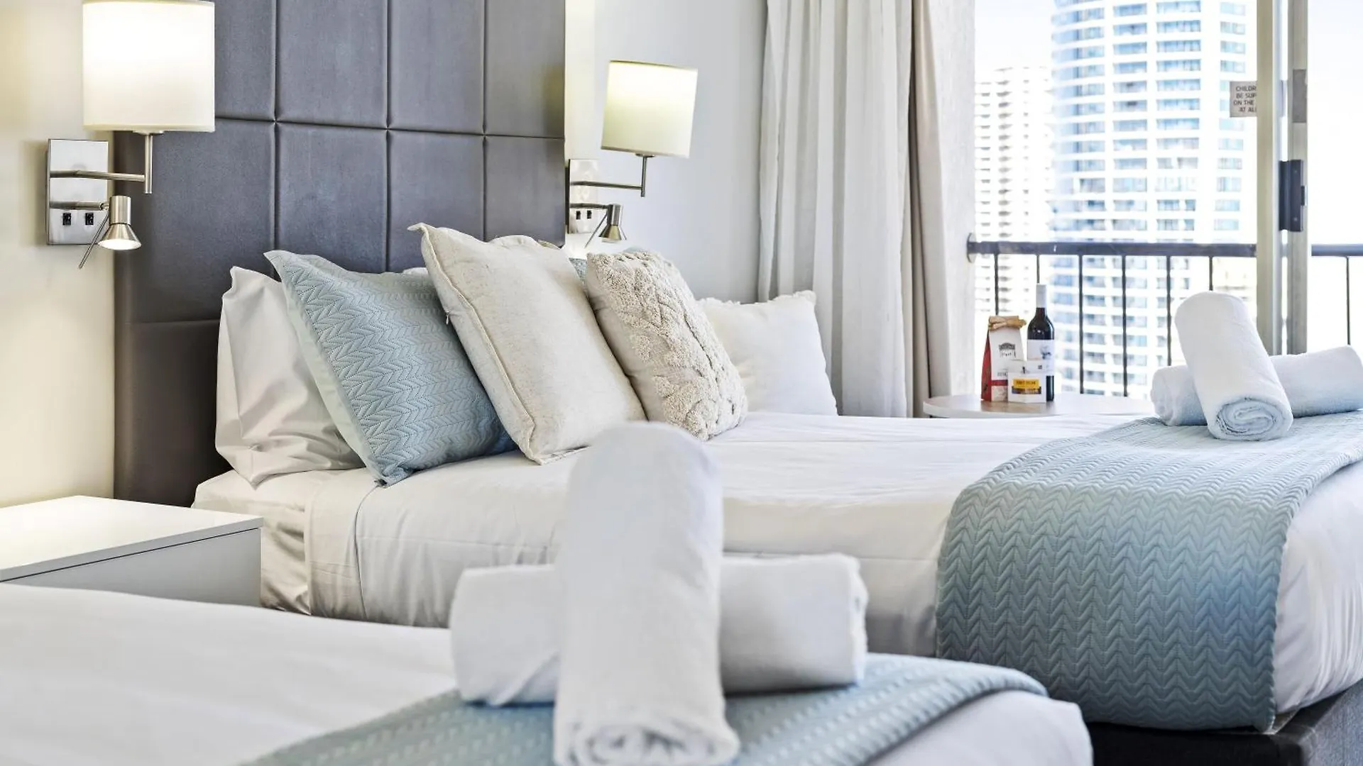 Modern Twin Units In Surfers Paradise - Q Stay Gold Coast Avustralya